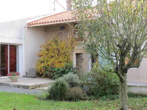 L'Aubinoise Acomodação com café da manhã Saint-Aubin-la-Plaine Exterior foto